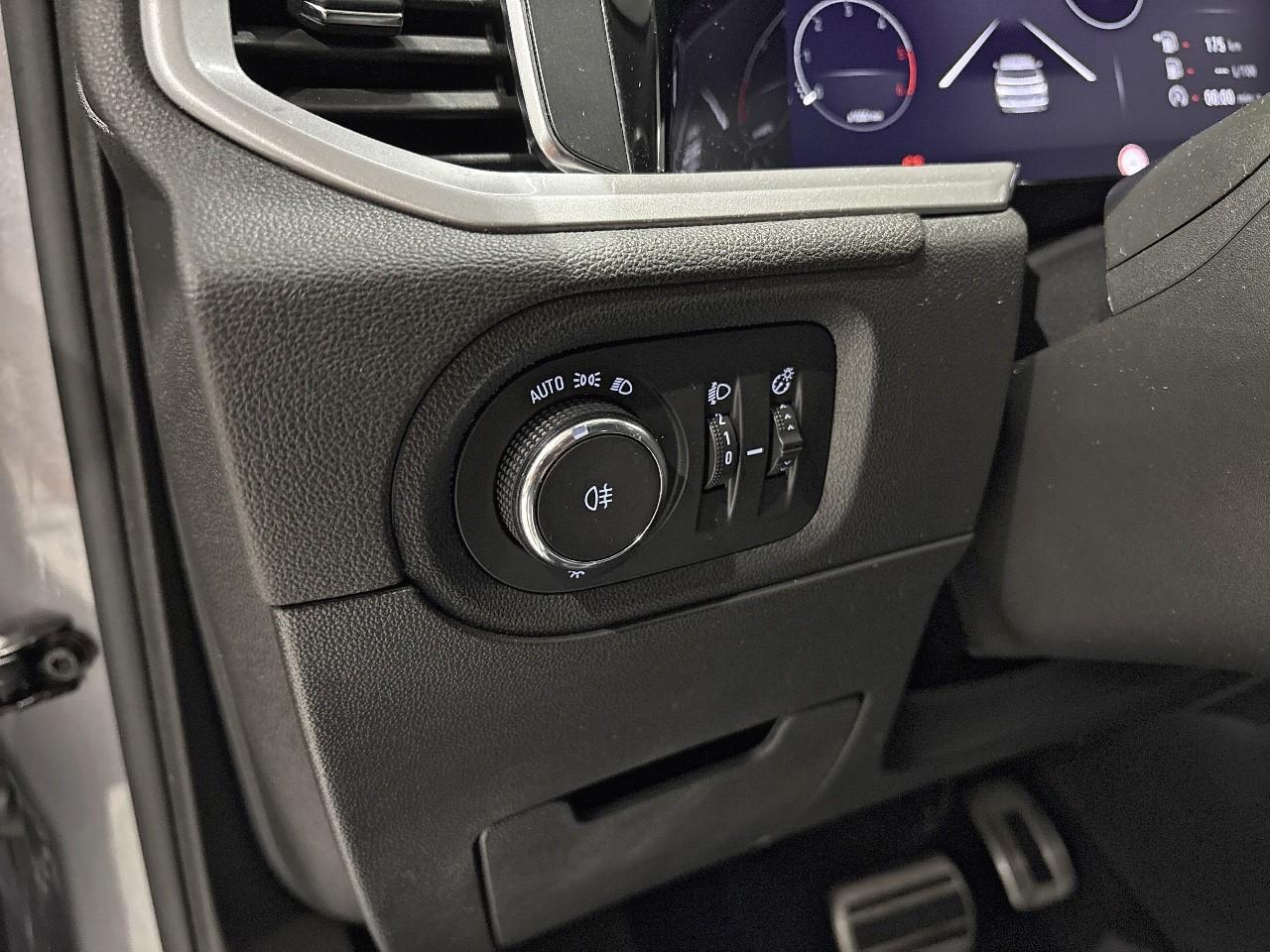 Opel Opel Grandland usata, con alzacristalli elettrici anteriori e posteriori , numero ad impulso 2