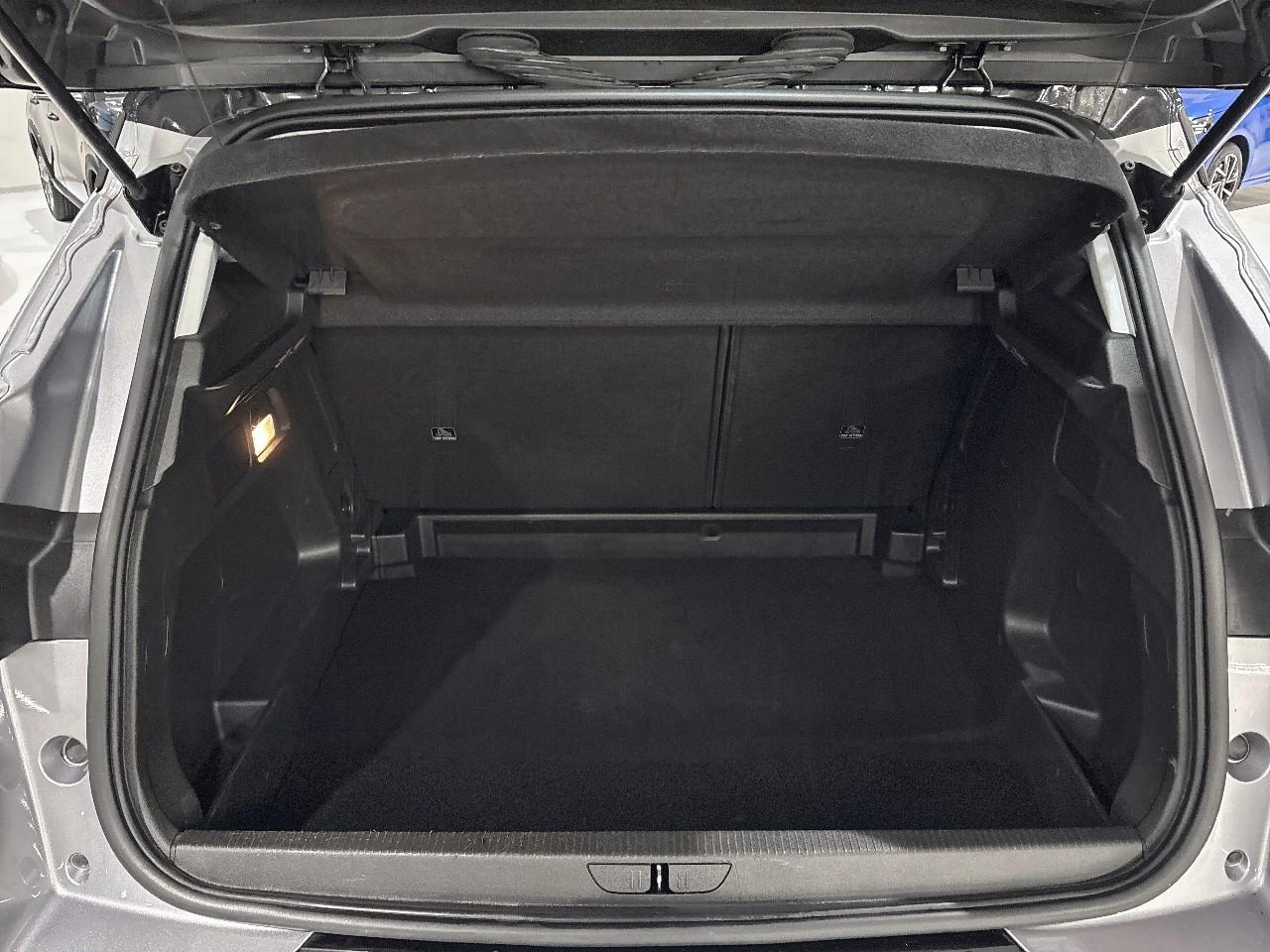 Opel Opel Grandland usata, con chiusura centralizzata a distanza , incl. cristalli elettrici