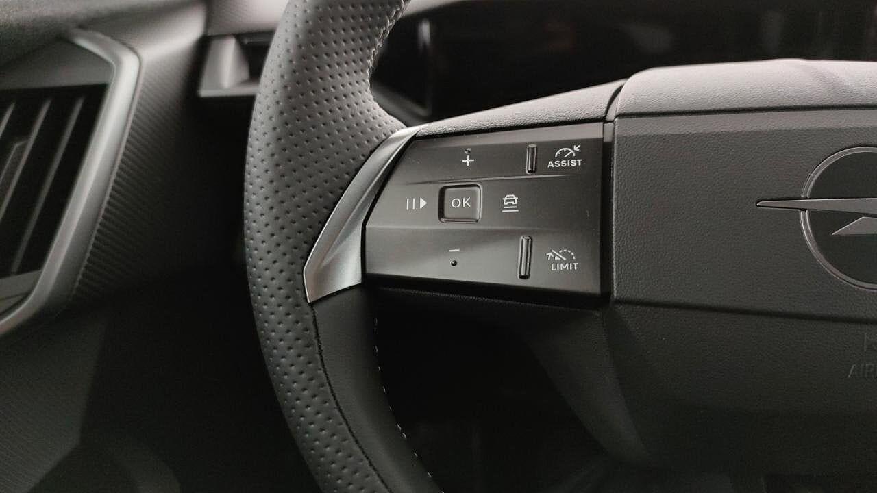 Opel Opel Grandland usata, con chiusura centralizzata