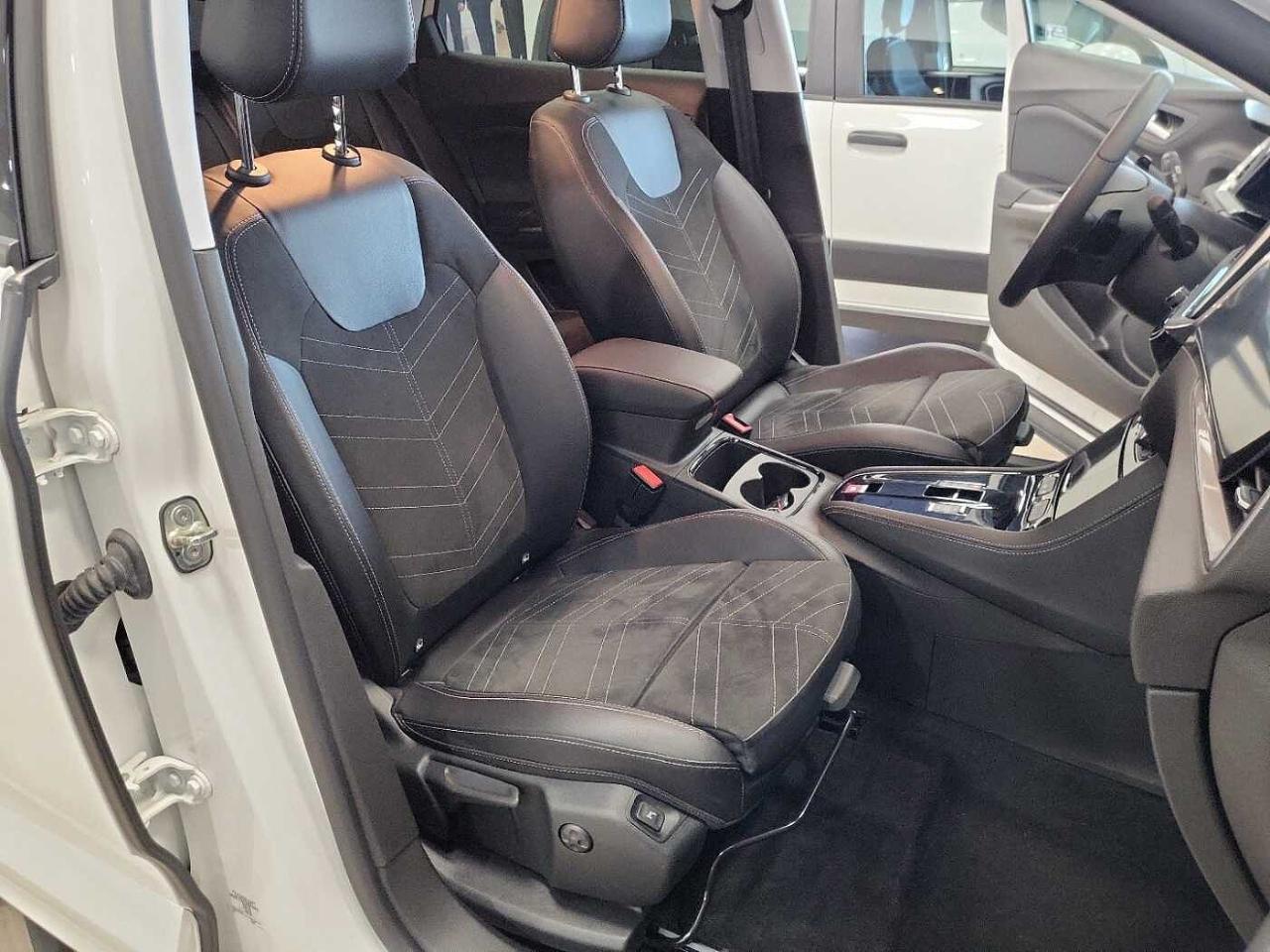 Opel Opel Grandland usata, con 5 sedili