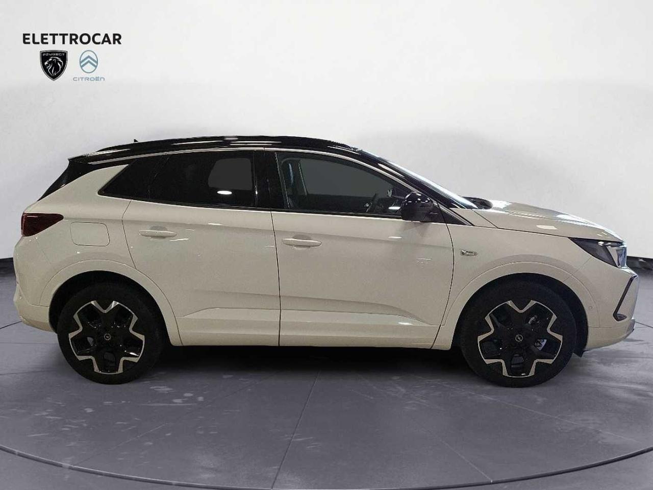 Opel Opel Grandland usata 24