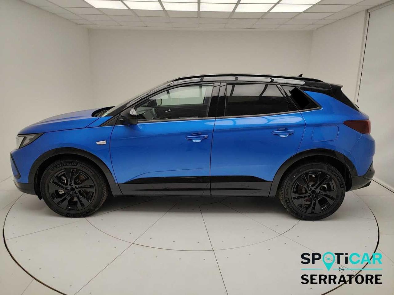 Opel Opel Grandland usata, con attacchi isofix posteriori e sedile passeggero