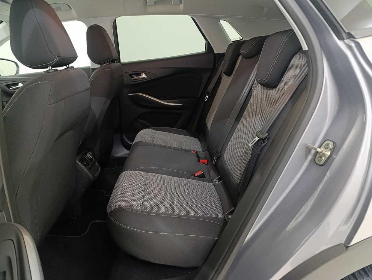 Opel Opel Grandland usata, con cd-radio