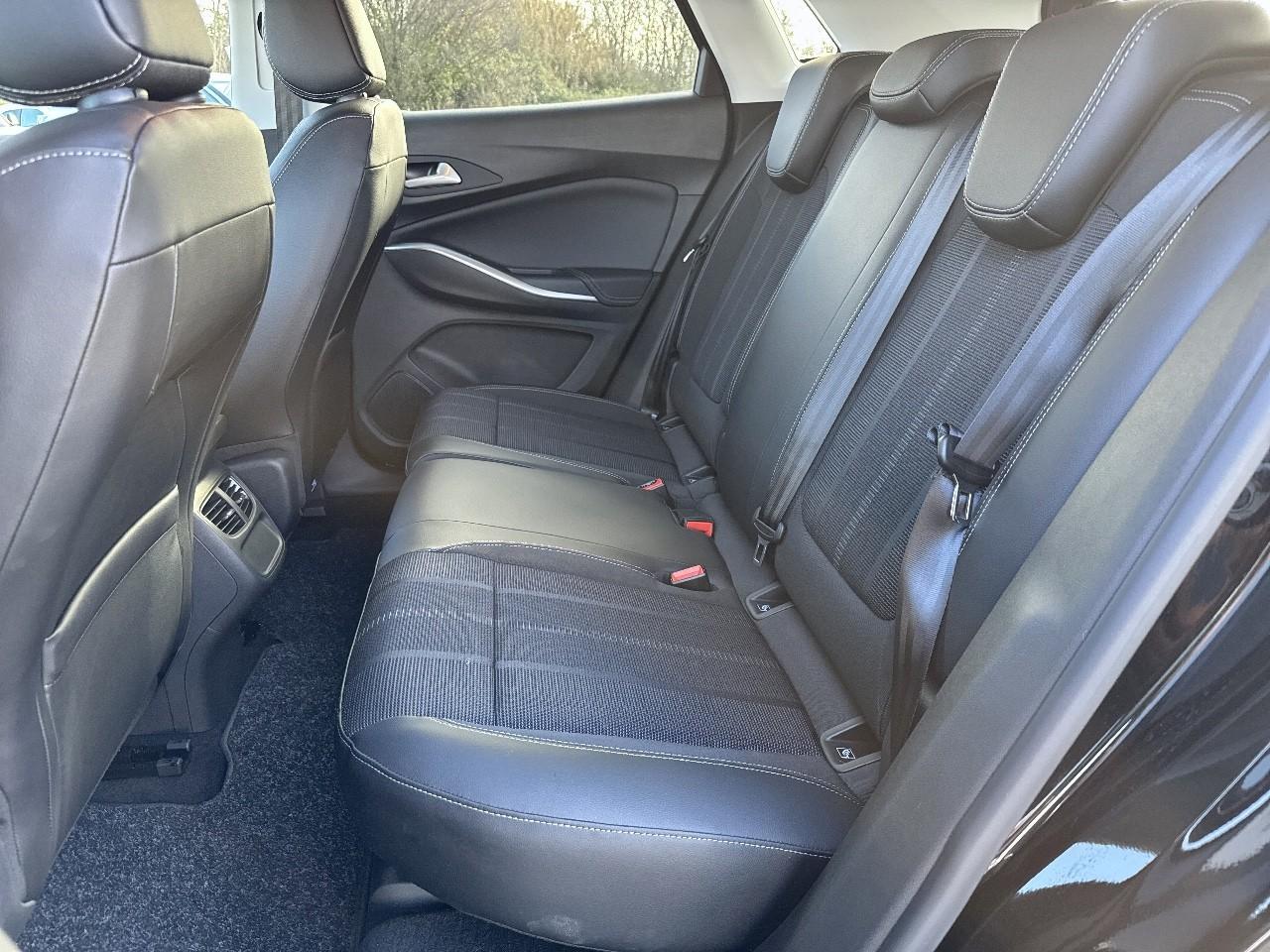 Opel Opel Grandland usata, con Climatizzatore