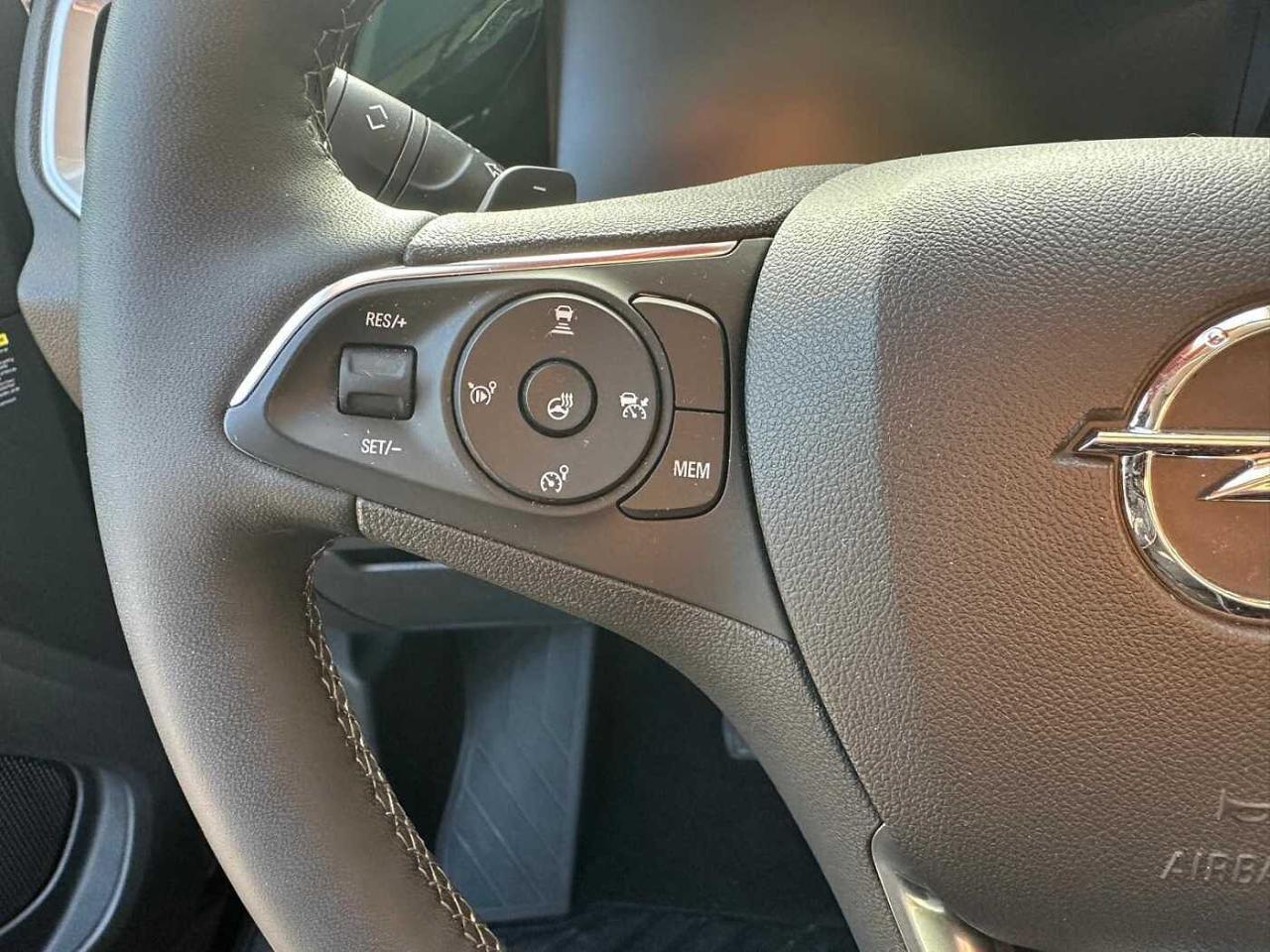 Opel Opel Grandland usata, con Xenon-led