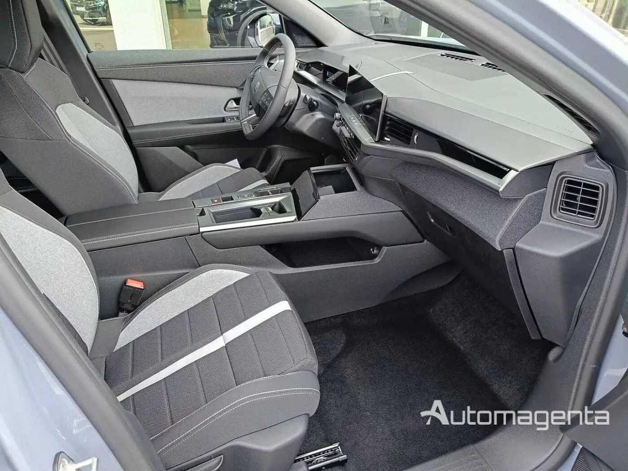 Opel Opel Grandland usata, con Isofix