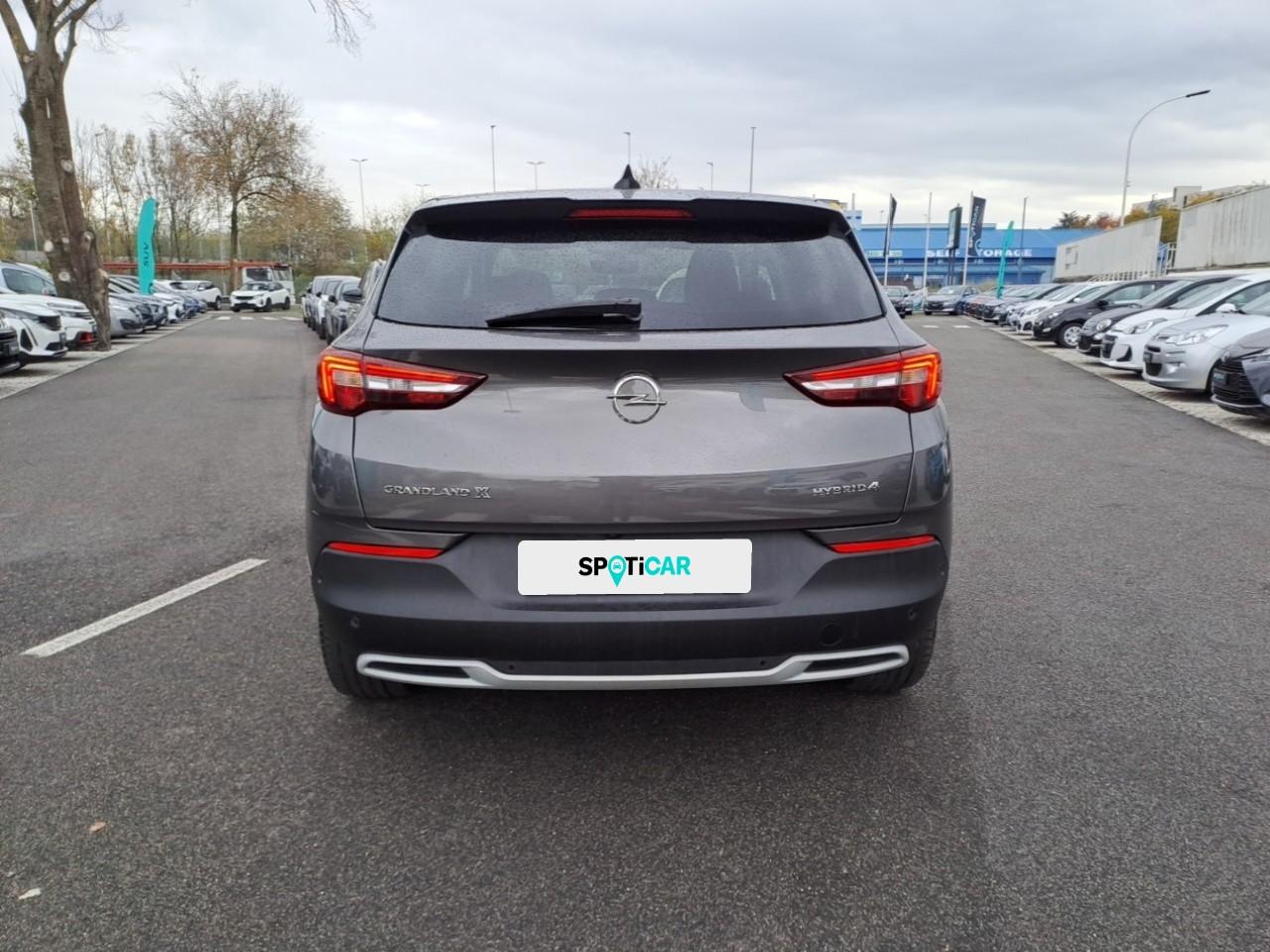 Opel Opel Grandland usata, con apps integrate