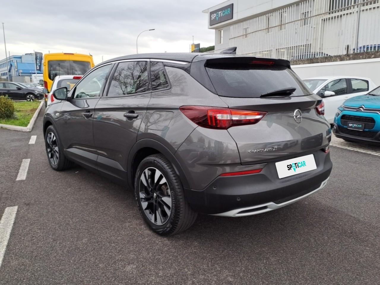 Opel Opel Grandland usata, con assistenza alla frenata di emergenza