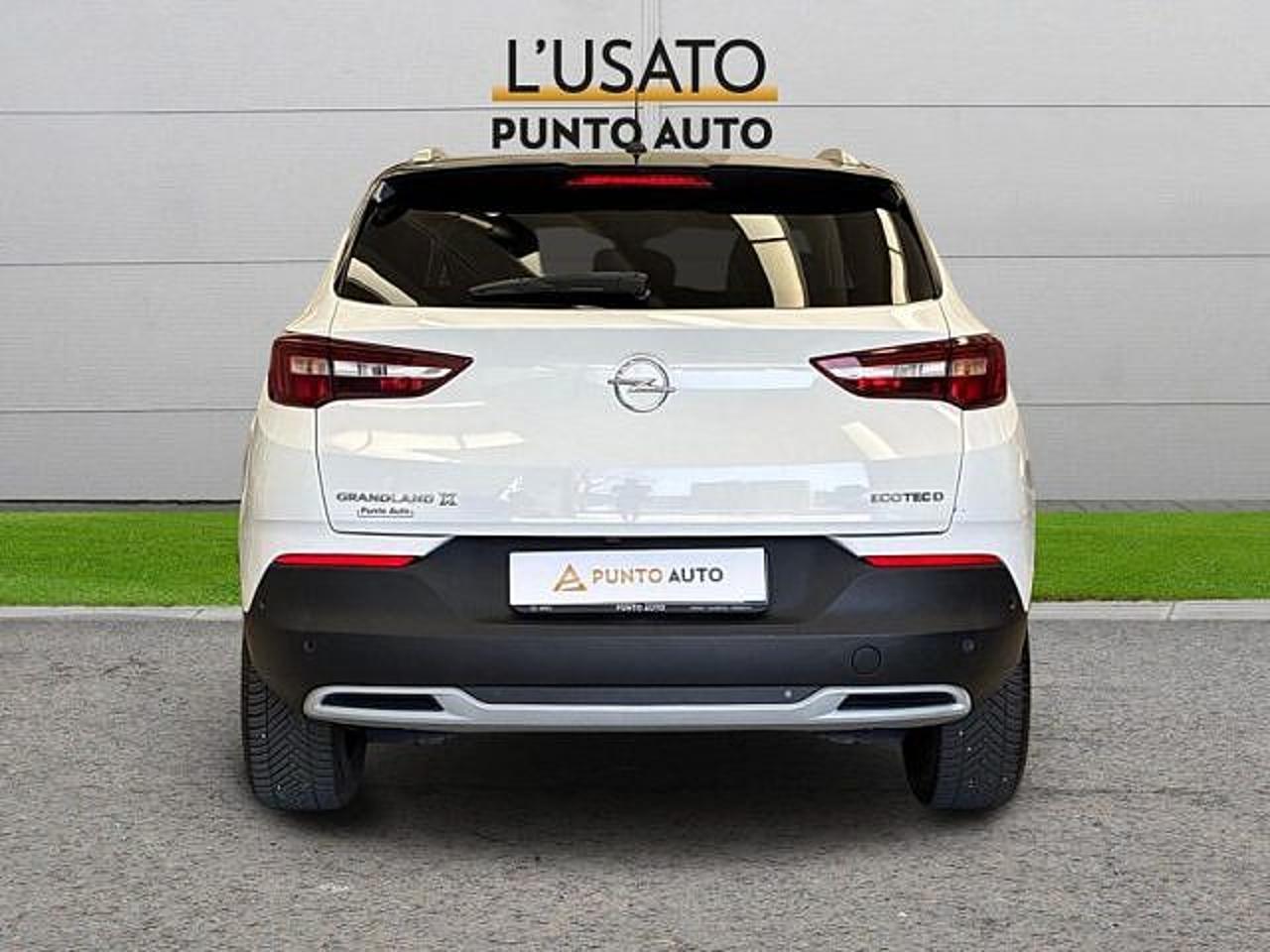 Opel Opel Grandland usata, con bracciolo porta oggetti