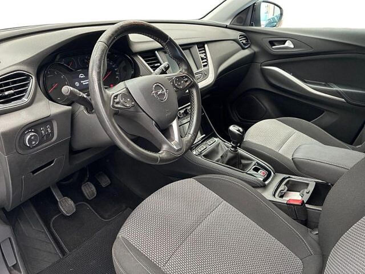 Opel Opel Grandland usata, con chiusura centralizzata