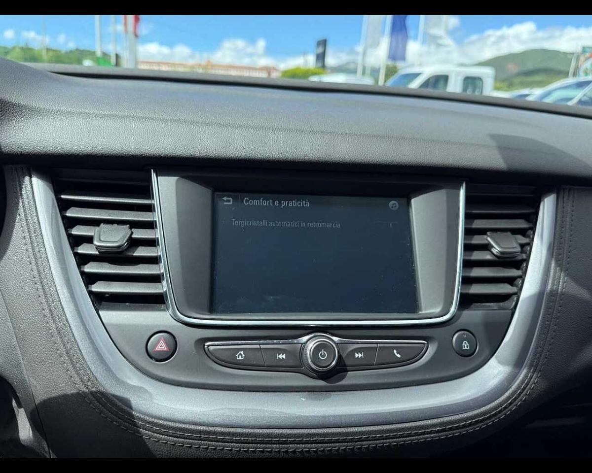 Opel Opel Grandland usata, con interno grey