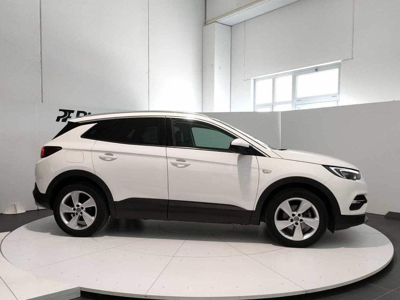 Opel Opel Grandland usata 24