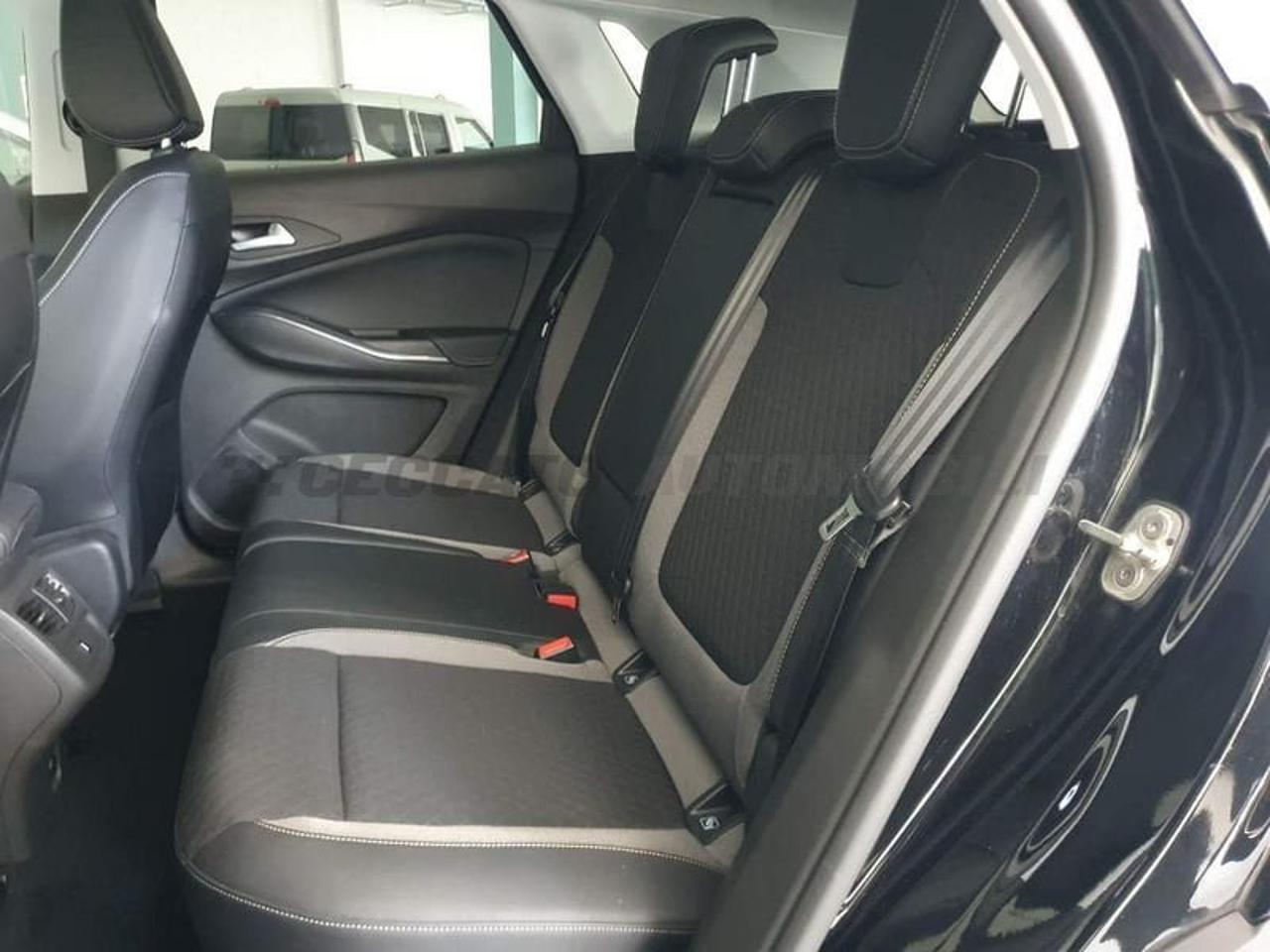 Opel Opel Grandland usata, con fendinebbia