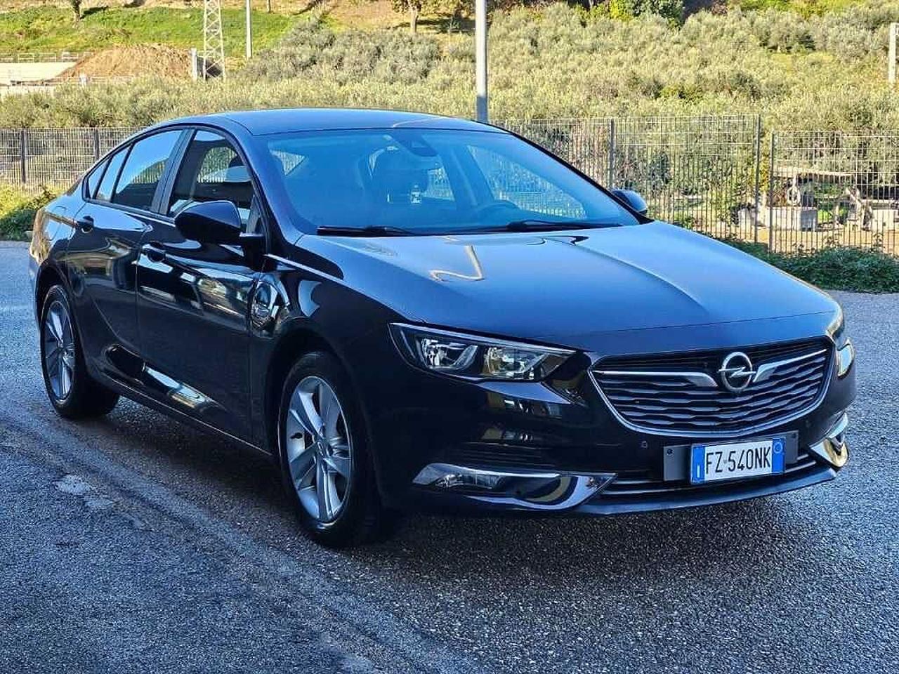 Opel Opel Insignia usata, con coppia motore: 2000