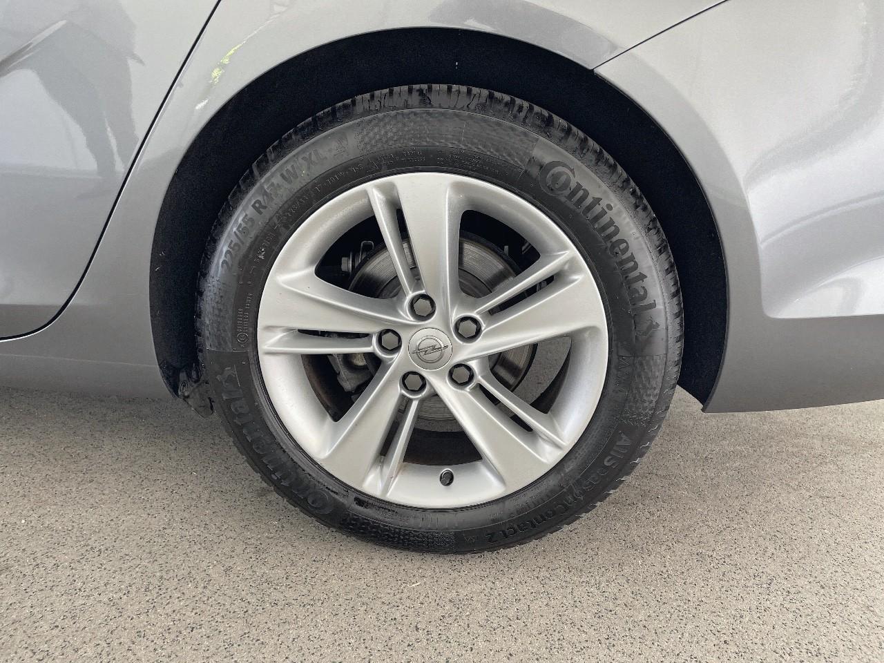 Opel Opel Insignia usata, con 4 freni a disco con 2 dischi ventilati