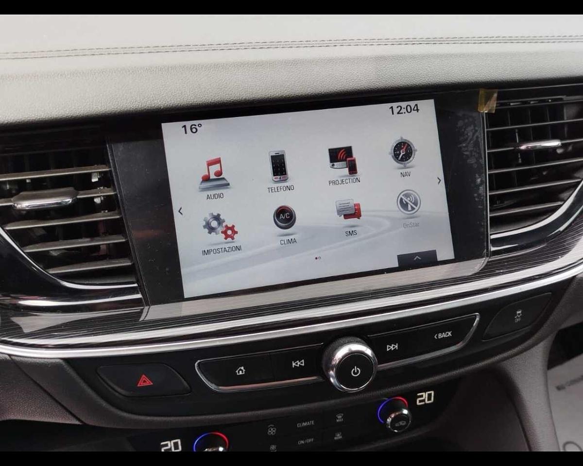 Opel Opel Insignia usata, con bracciolo porta oggetti