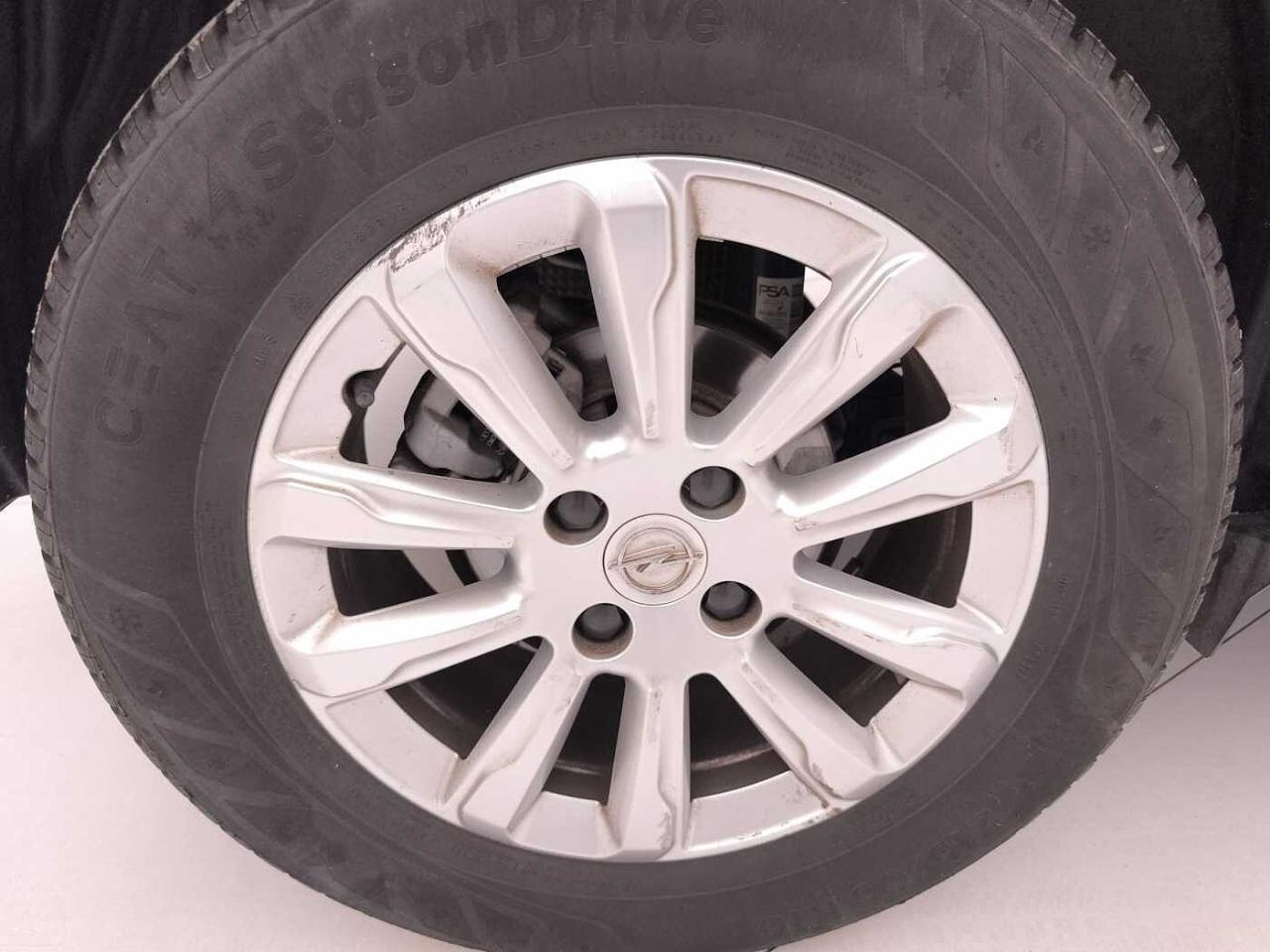 Opel Opel Mokka usata, con bracciolo porta oggetti