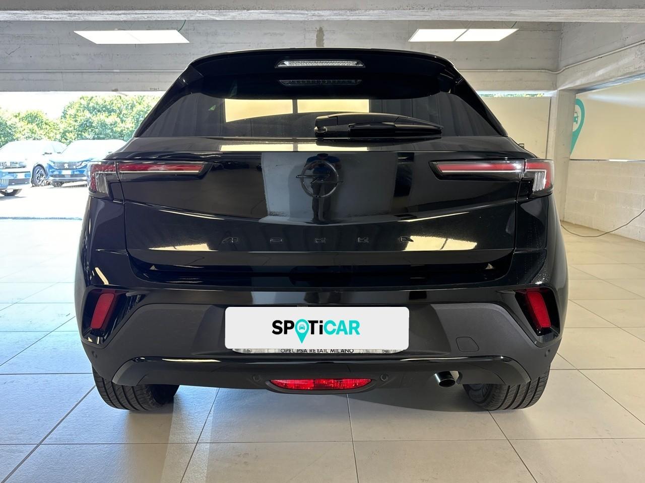 Opel Opel Mokka usata, con cinture sicurezza post. conducente con pretensionatori, cinture sicurezza post. passeggero con pretensionatori, cinture sicurezza post. centrale a 3 punti