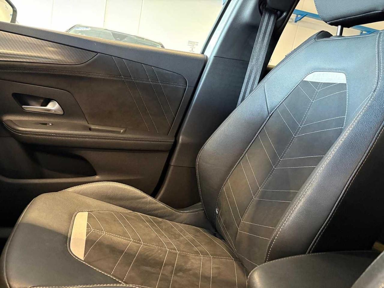 Opel Opel Mokka usata 8