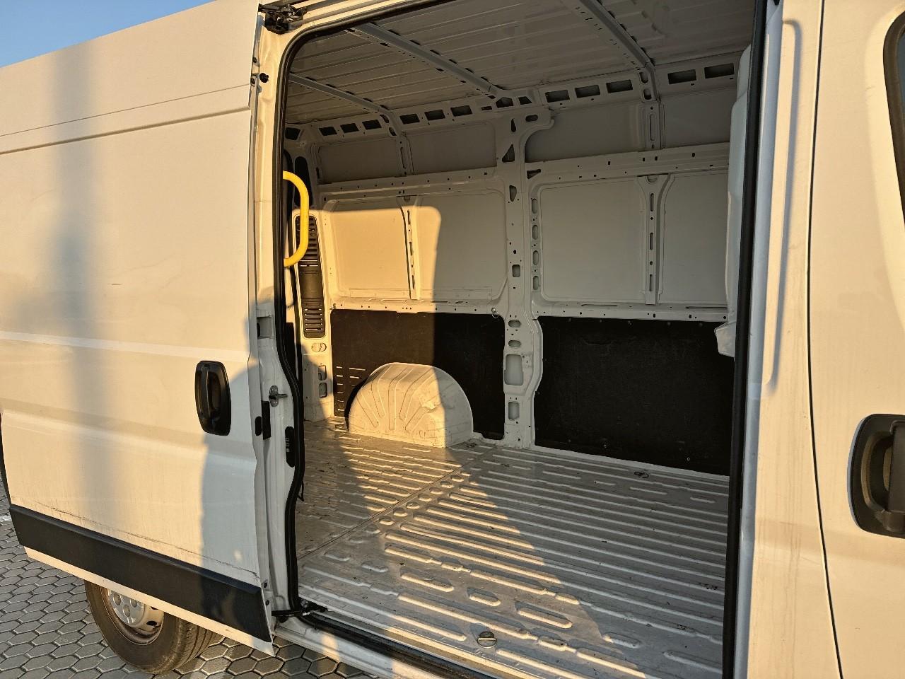 Opel Opel Movano usata, con 4 altoparlanti