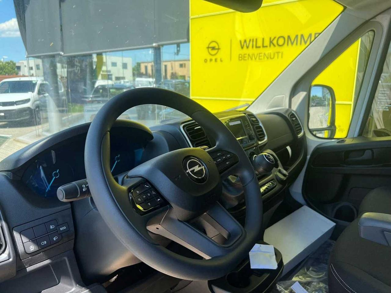 Opel Opel Movano usata, con 6 marce