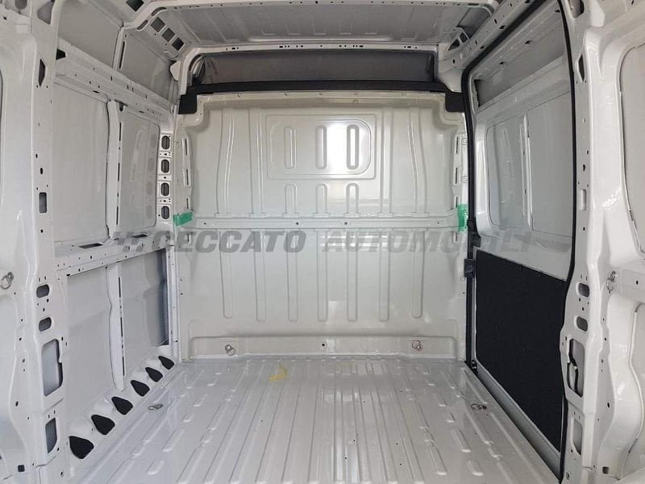 Opel Opel Movano usata, con esp