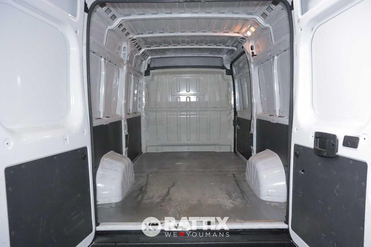 Opel Opel Movano usata 18