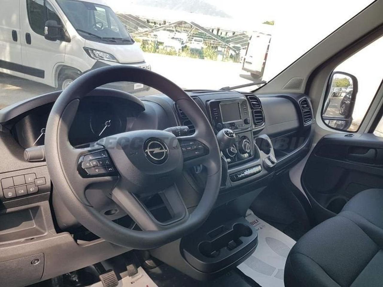 Opel Opel Movano usata 12