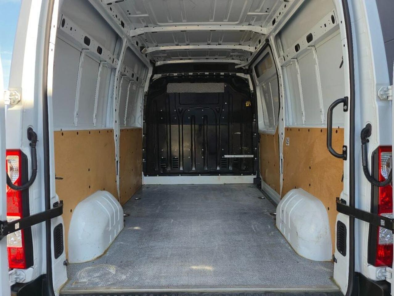 Opel Opel Movano usata 17