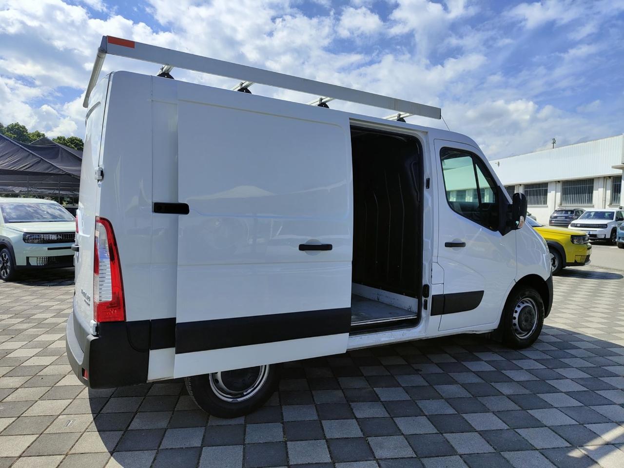 Opel Opel Movano usata 25