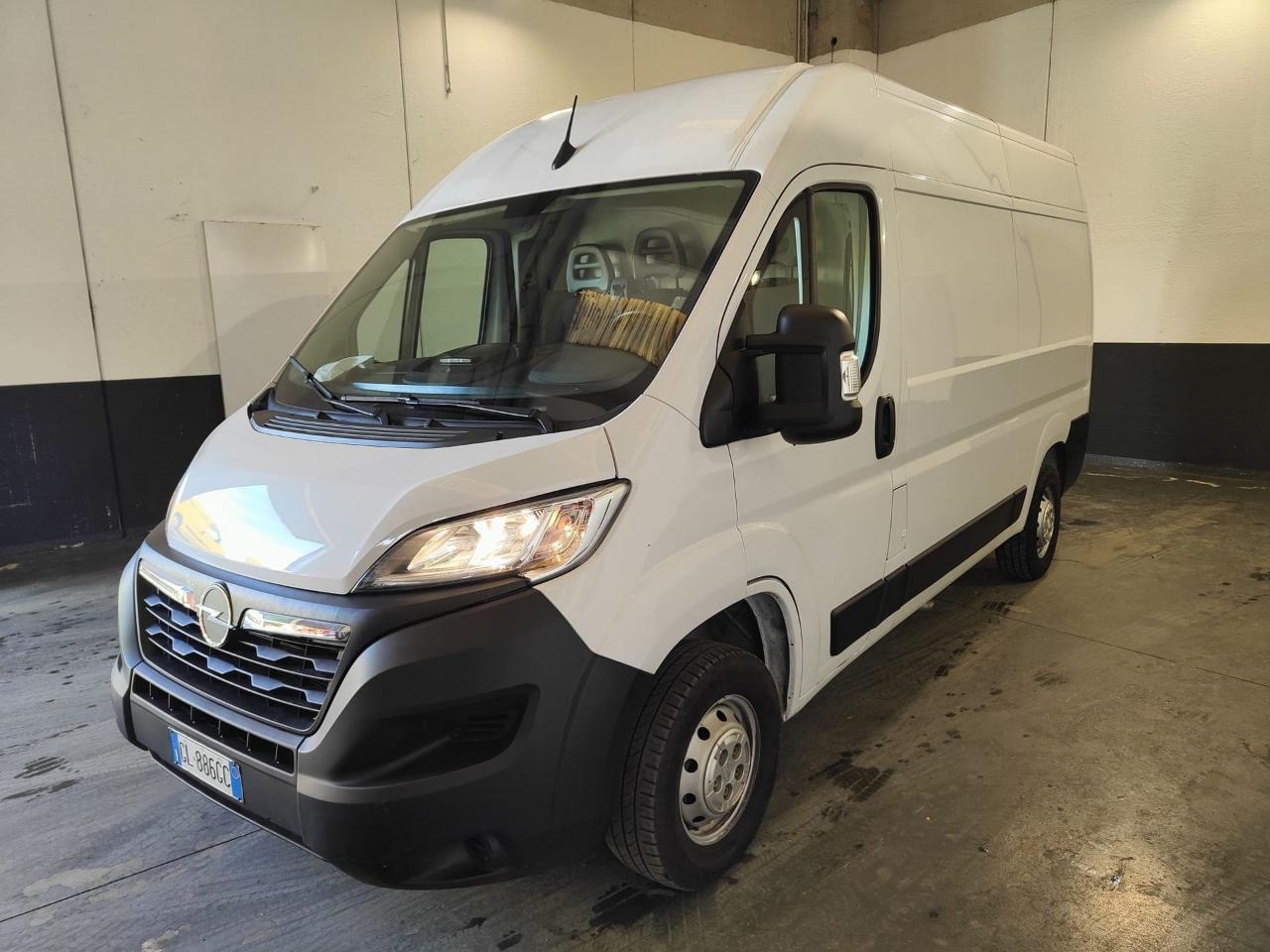 Opel Movano