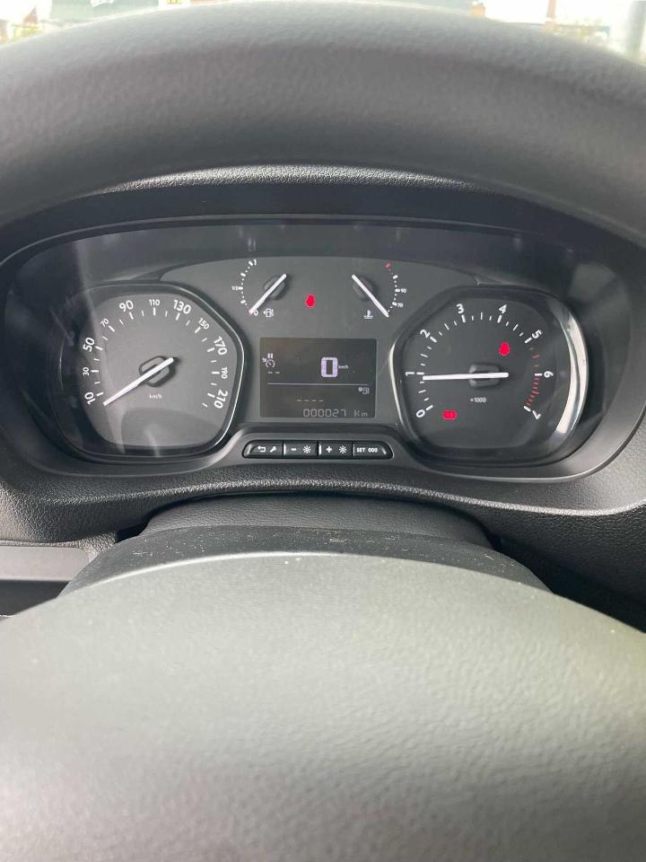 Opel Opel Vivaro usata, con 6 marce