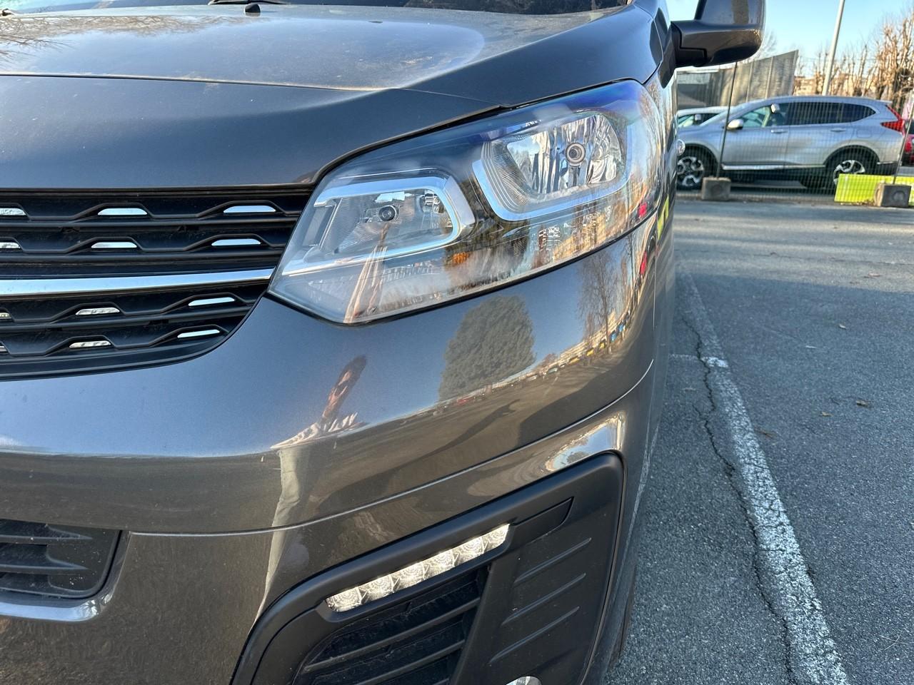 Opel Opel Vivaro usata, con airbag anteriore conducente, airbag anteriore passeggero con interrutore di disattivazione