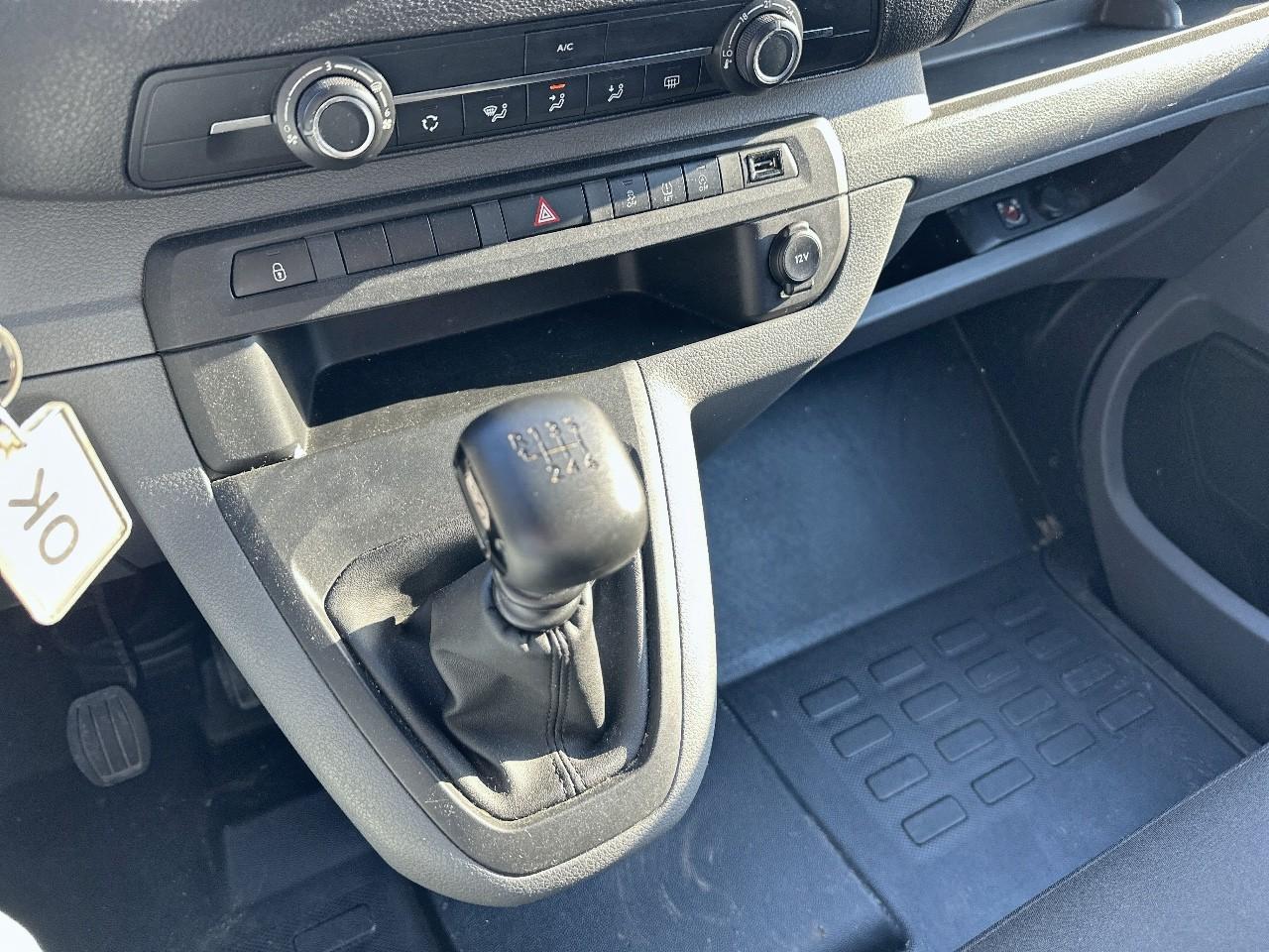 Opel Opel Vivaro usata, con airbag laterali a tendina ant.