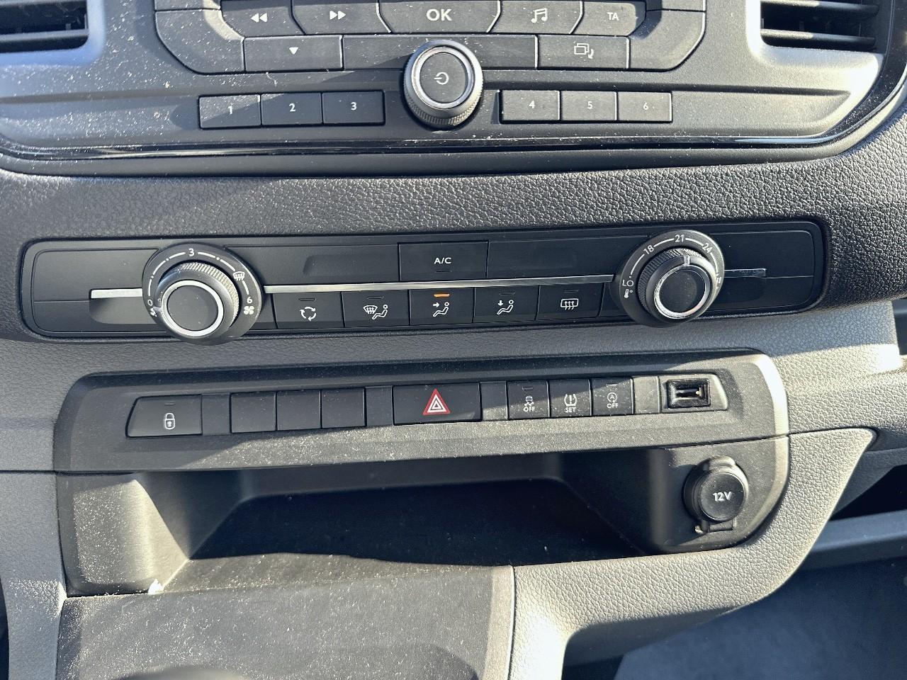 Opel Opel Vivaro usata, con airbags 4