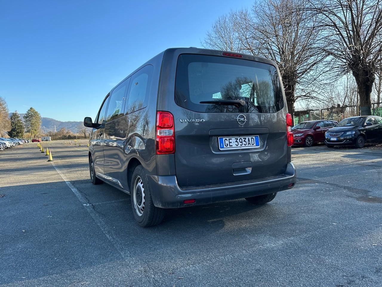 Opel Opel Vivaro usata, con assistenza alla frenata di emergenza