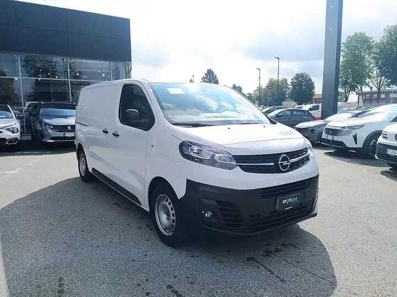 Opel Opel Vivaro VIVARO Elettrico Batteria 75KWh TAGLIA M 3 Posti