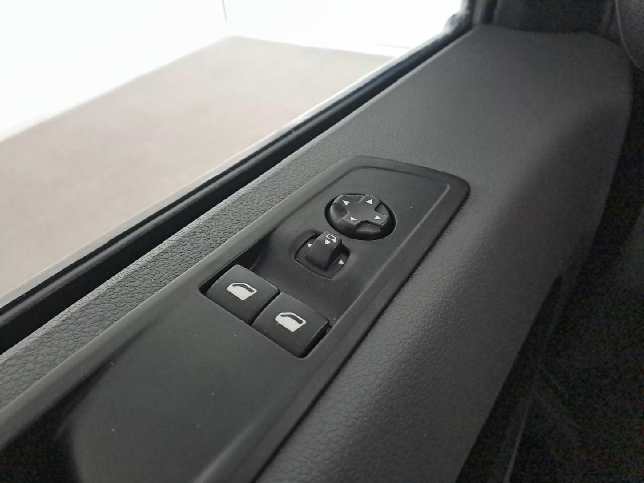 Opel Opel Vivaro usata, con airbag laterale anteriore