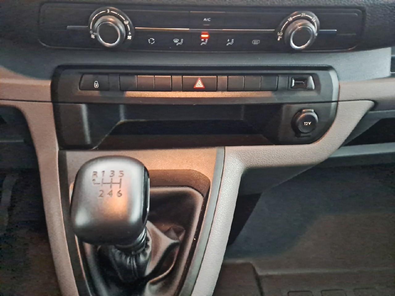 Opel Opel Vivaro usata, con airbag laterali a tendina ant.