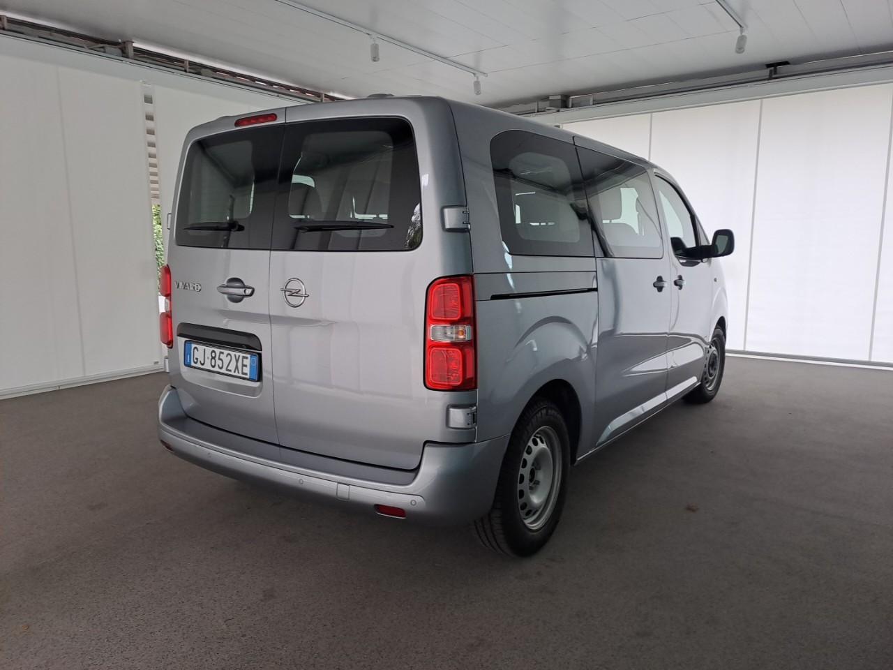 Opel Opel Vivaro usata, con cinture sicurezza ant. conducente con pretensionatori e reg. in altezza, cinture sicurezza ant. passeggero con pretensionatori e reg. in altezza, cinture sicurezza ant. centrale con pretensionatori