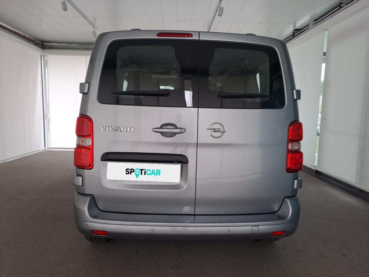 Opel Opel Vivaro usata, con cinture sicurezza post. conducente, cinture sicurezza post. passeggero, cinture sicurezza post. centrale a 3 punti