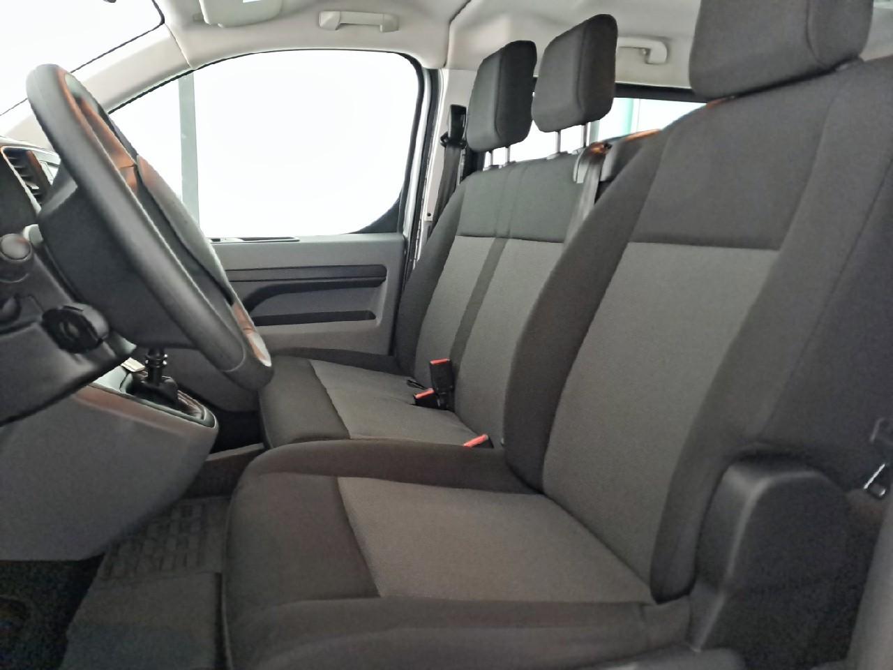 Opel Opel Vivaro usata, con computer con velocità media, consumo medio, consumo istantaneo e autonomia