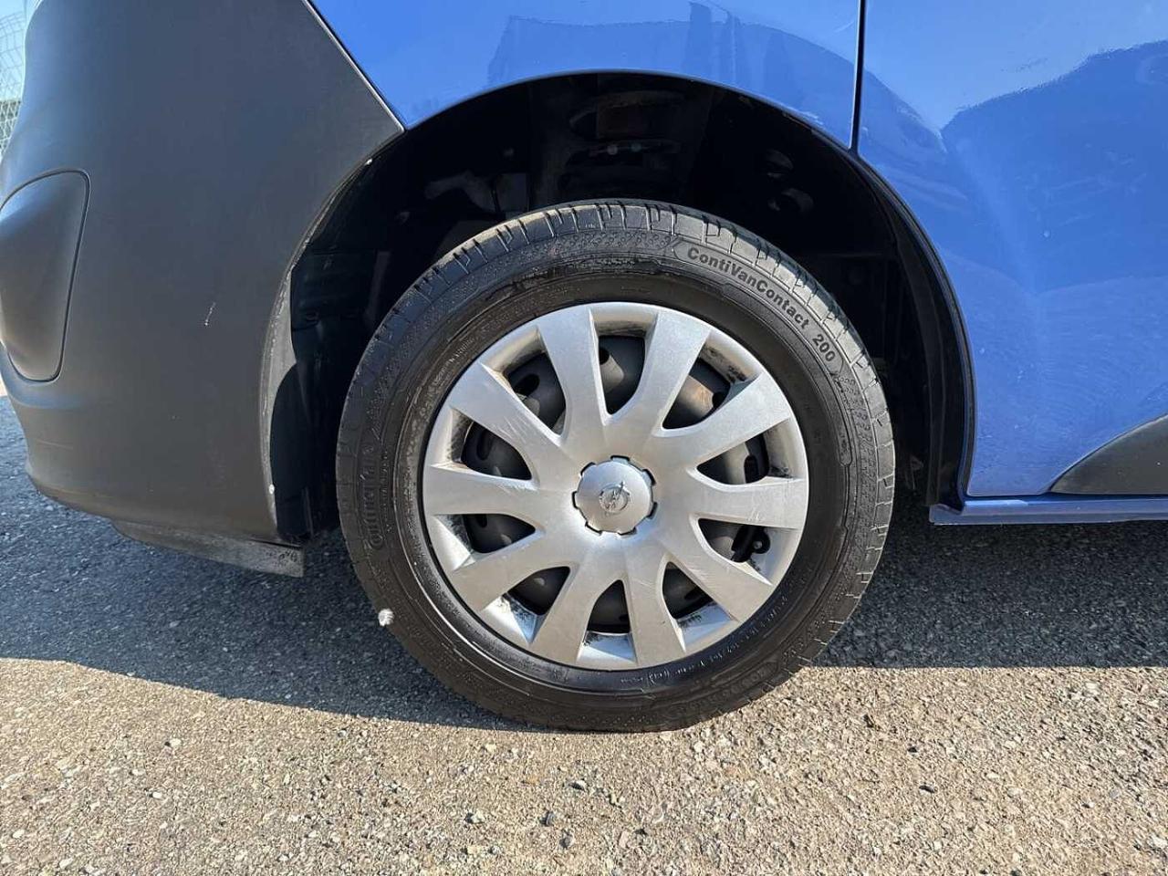 Opel Opel Vivaro usata, con 3 sedili