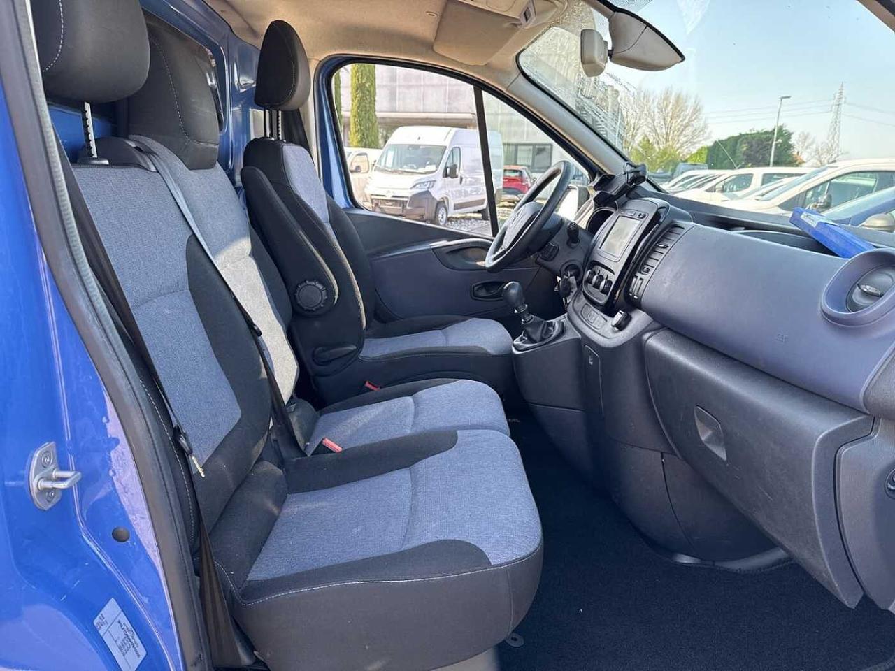 Opel Opel Vivaro usata, con abs