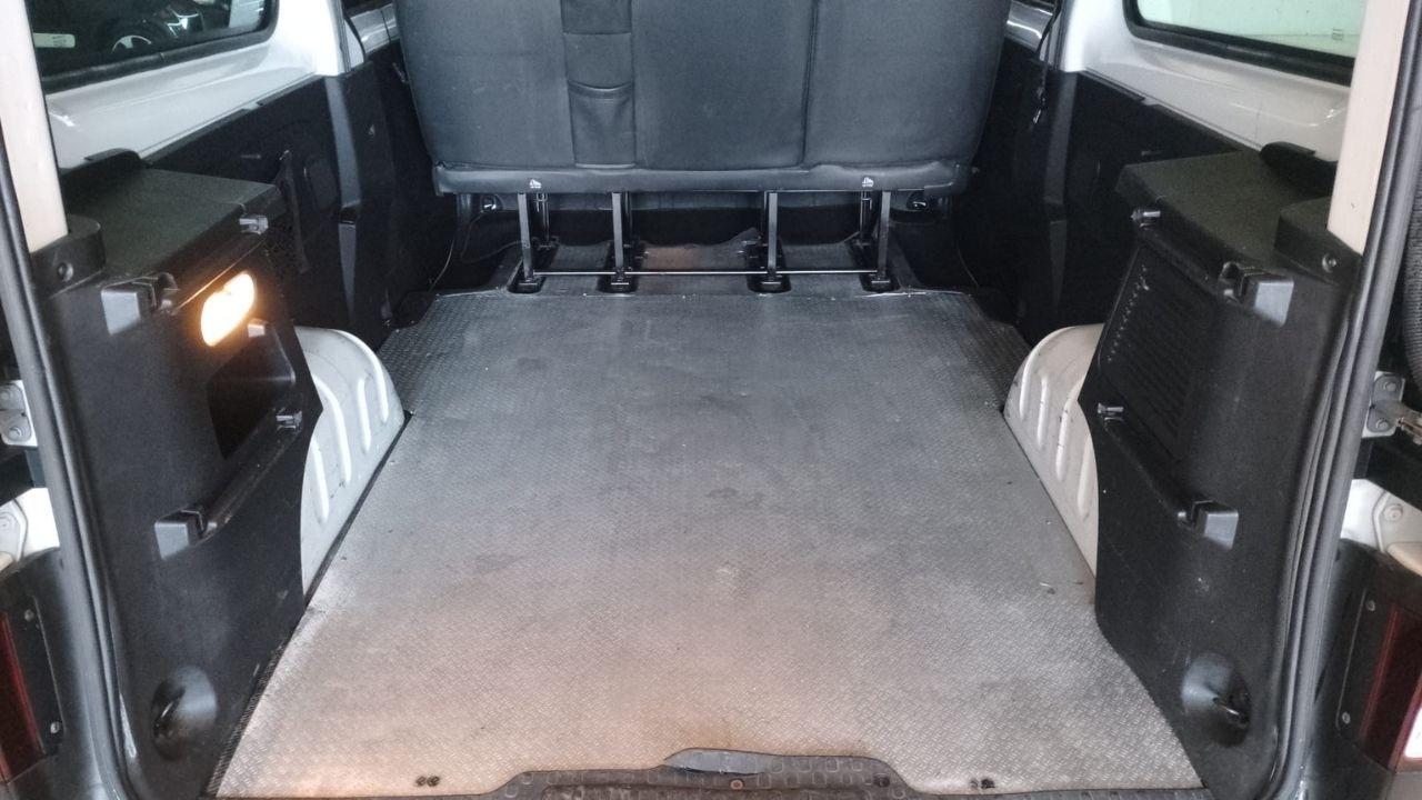 Opel Opel Vivaro usata 16