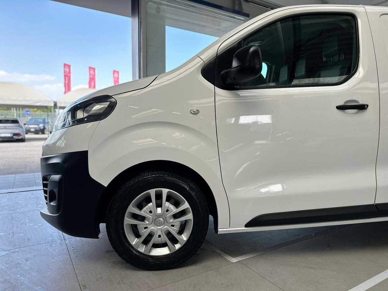 Opel Opel Vivaro usata, con asr