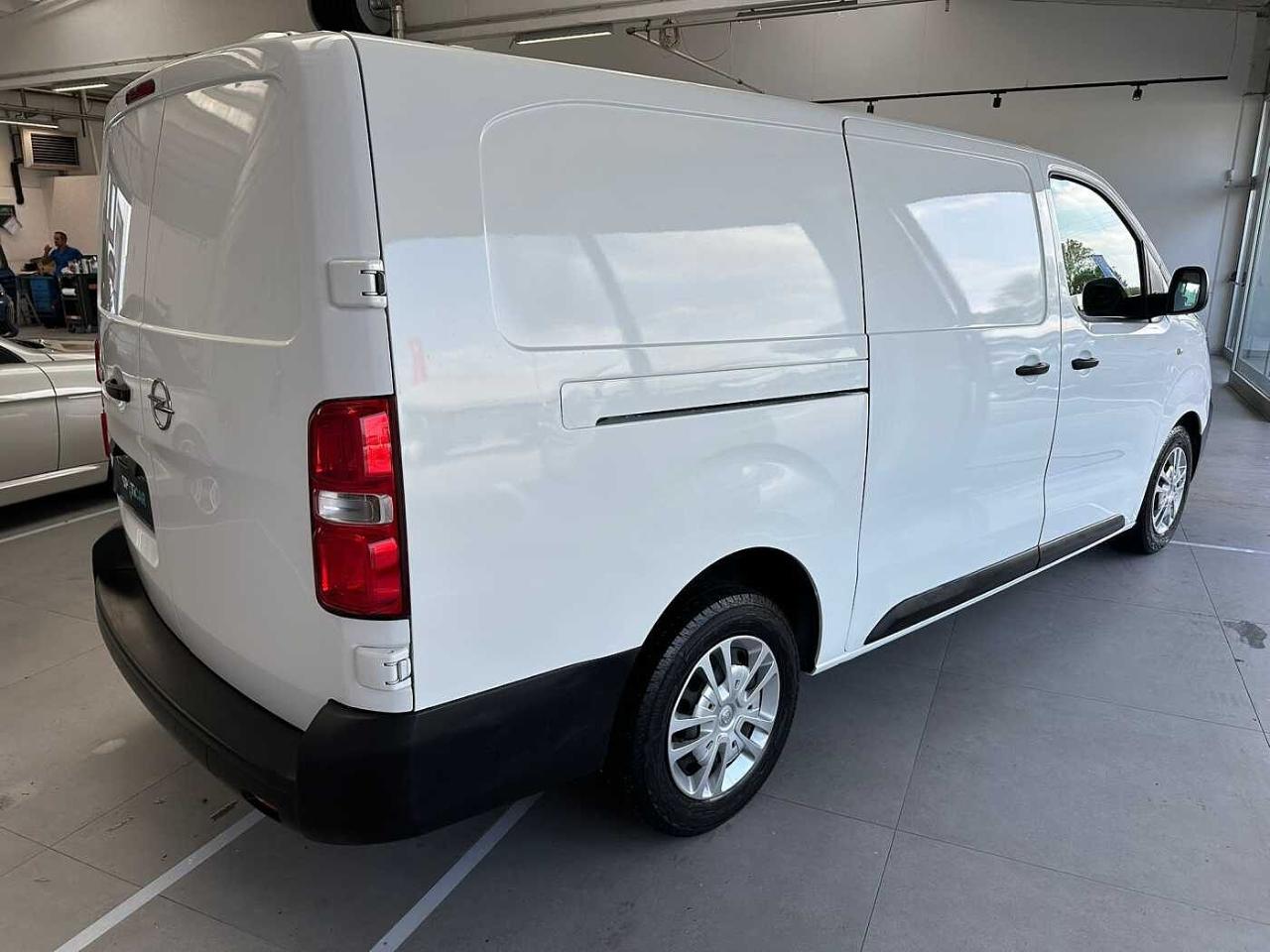 Opel Opel Vivaro usata, con climatizzatore