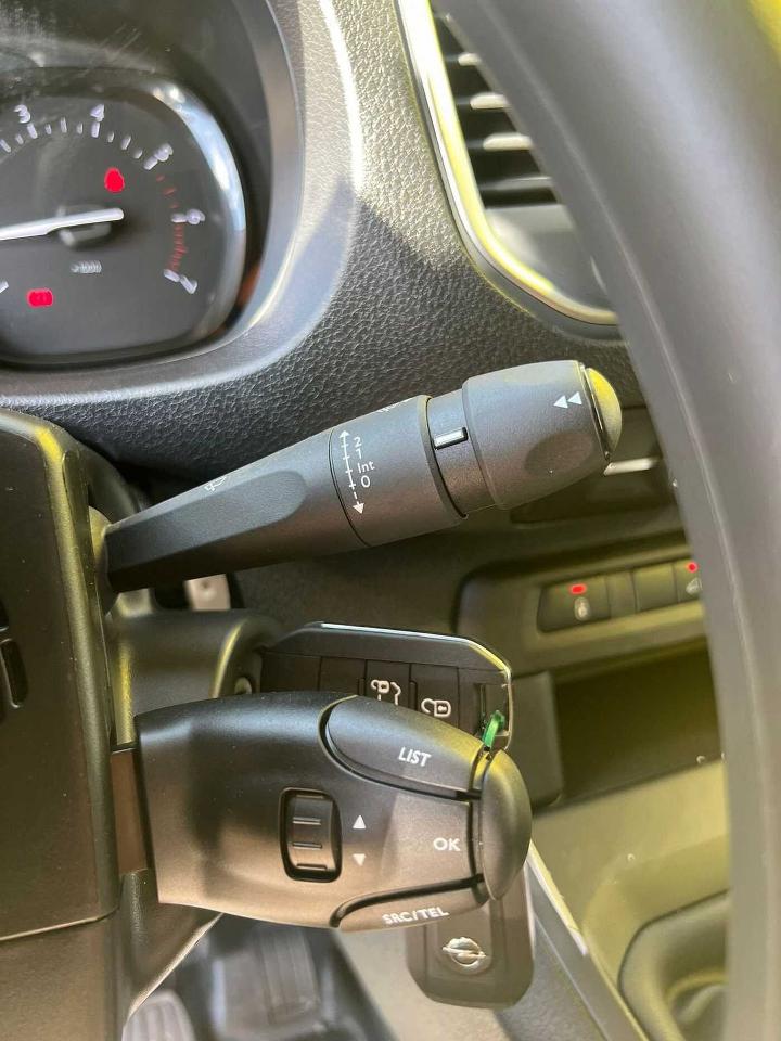 Opel Opel Vivaro usata, con trazione anteriore