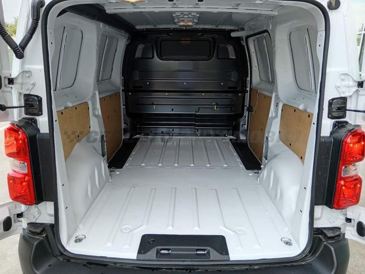 Opel Opel Vivaro usata, con esp