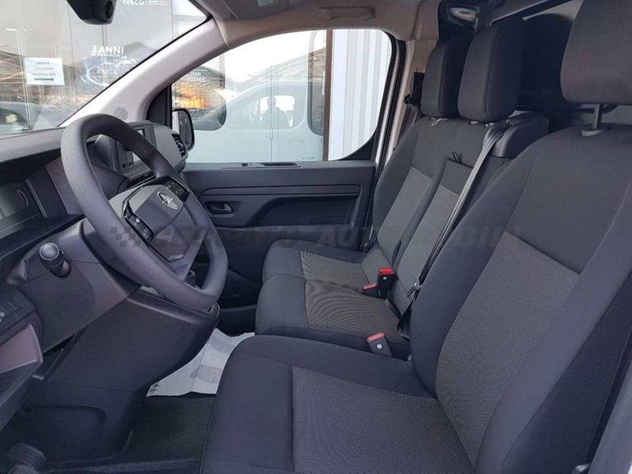 Opel Opel Vivaro usata, con chiusura centralizzata